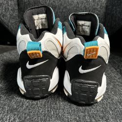 Size 9 Men s Nike Air Max Speed Turf Dan Marino 525225 100 for Sale in Richmond TX OfferUp