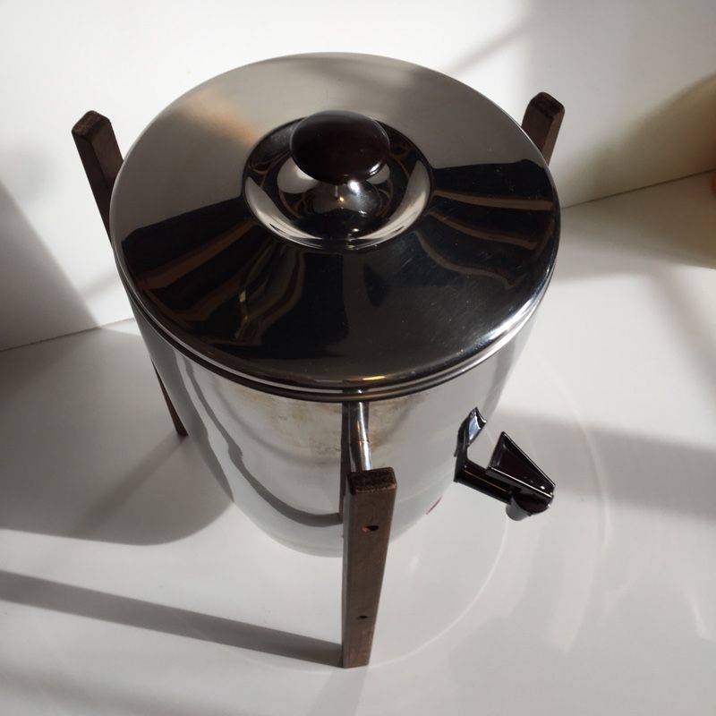 Vintage REGAL Mid Century Modern Space Age Percolator 40 Cup Coffee Maker w  Box