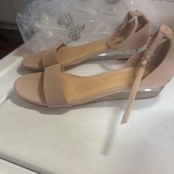 New Ladies Sandals Size 10.5 Clear Lucite Wedge Ankle Strap $4  $4 