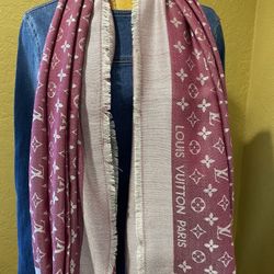 Louis Vuitton Shawl Monogram 