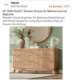 TROJM 54" Fluted 7-Drawer Oak Dresser