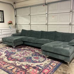 Delivery Available - Aqua Green Gray U shaped Sectional Couch Sofa 