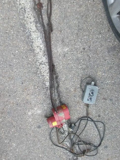 Aro el300 chain hoist