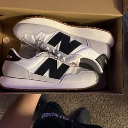 New balance 237