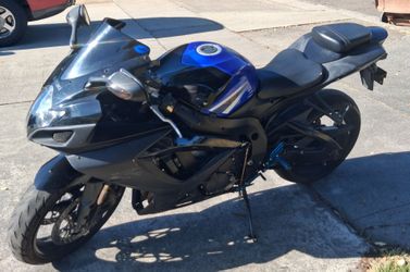 07" GSXR 750