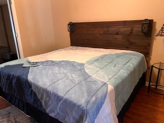 King size bed and custom head board