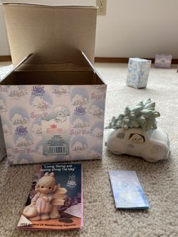 Precious Moments Sugar Town Figurine