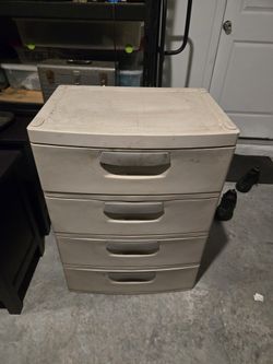 Plastic Storage Bin 