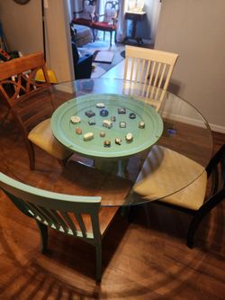 Dining room table with chairs 