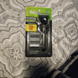 GilletteLabs Mens Razors