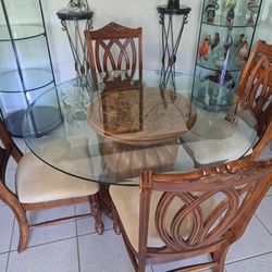 Dinning Table 