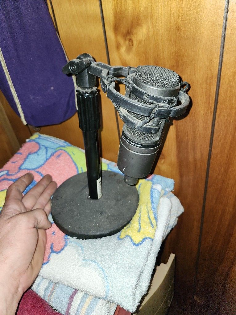 Mic & Mic Stand