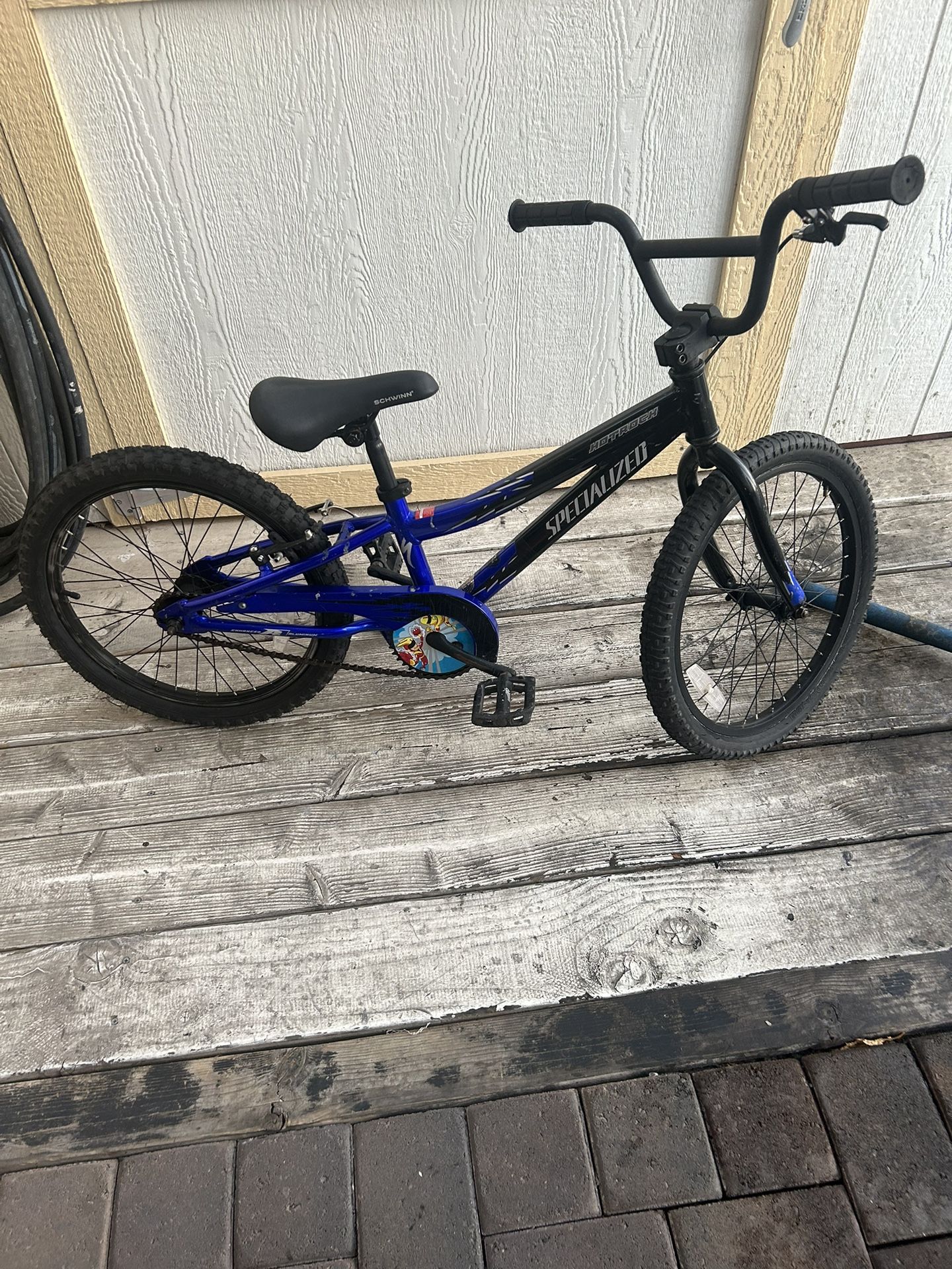 Specialized Hotrock 20 Kids Bike