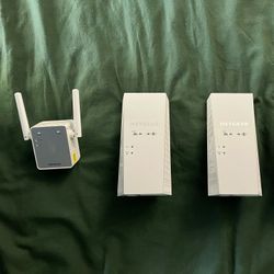 Wi-Fi Mesh Range Extenders