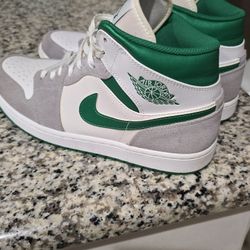 Nike Shoes Size 10.5