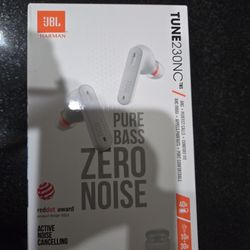 NEW - JBL Tune 230 NC Earbuds