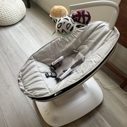 4moms MamaRoo Swing 