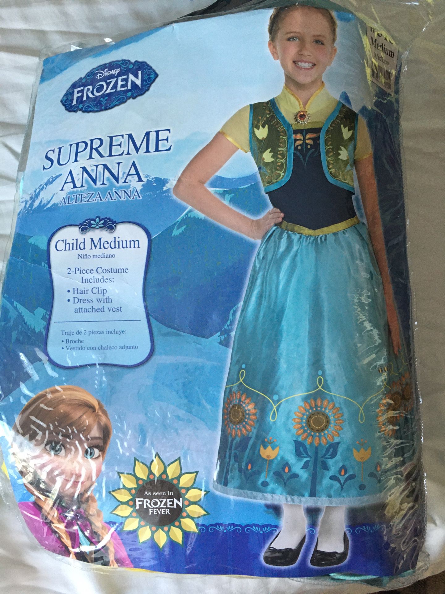 Supreme Anna costume