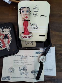 1995 Fossil Betty Boop watch needs battery