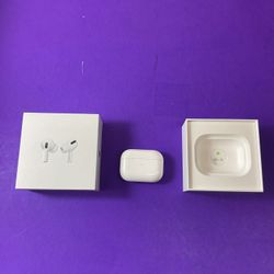 Apple AirPods Pro (1st Gen) with MagSafe Charging Case – Verified Serial H6VG8JUNN7059