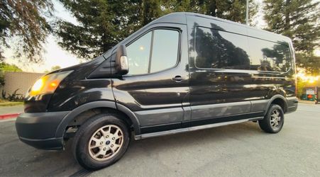 Ford transit 250 XL