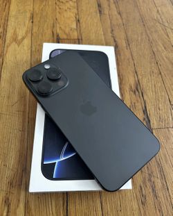 iPhone 16 Pro Max Unlocked