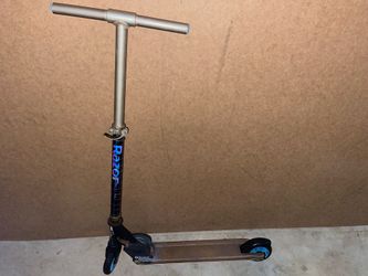 Razor kick scooter