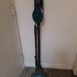 🦈 Awesome Shark Vacuum For Sale! 🦈