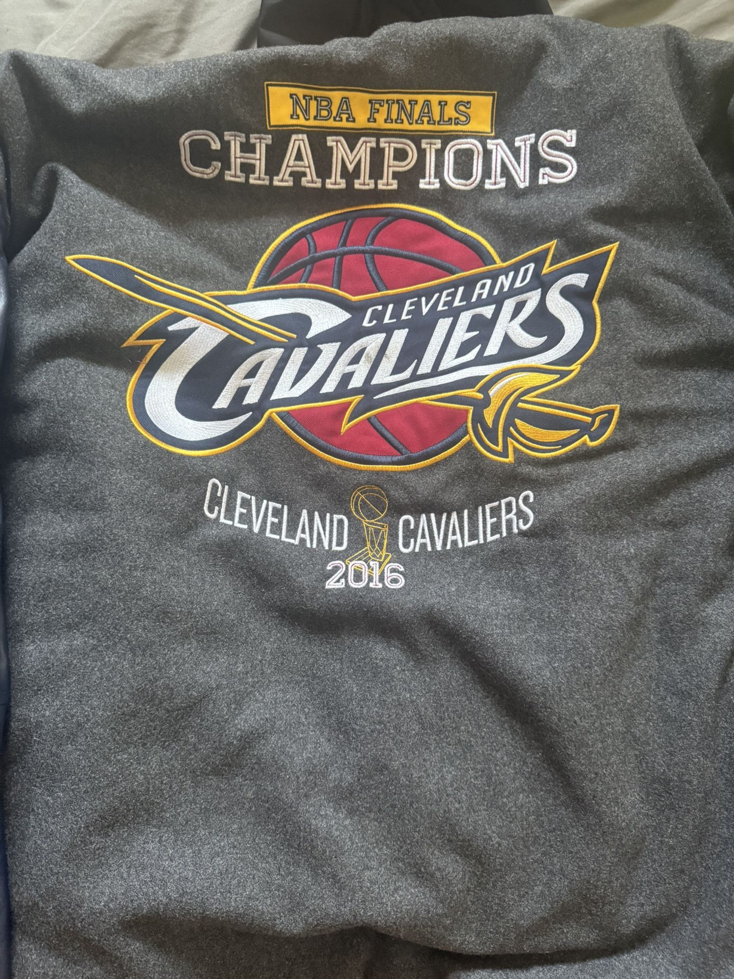 Cleveland Cavaliers Coat 2x Large