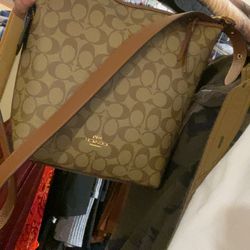 Coach diffle handbag