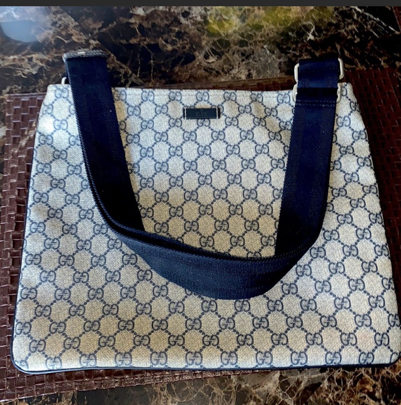 Auth Gucci Messenger