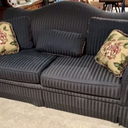  Sofa,Wing Chair And Ottoman