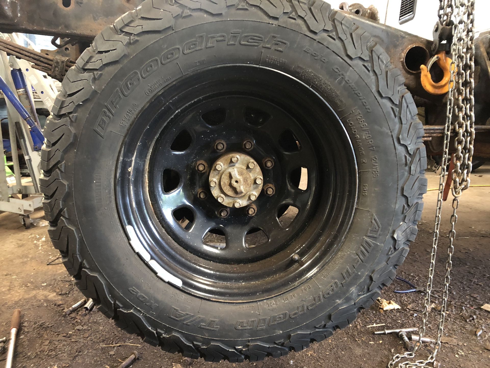 Dodge Ram 2500 17 Inch Wheels BF Goodrich Tires