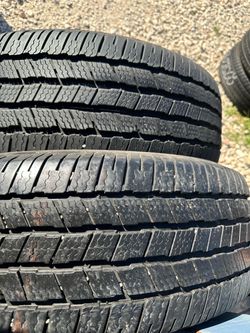 275/60R20 Michelín