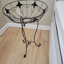 Side Table Basket