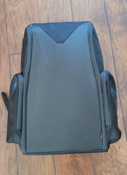 Amazon Basics PSVR + Console Backpack