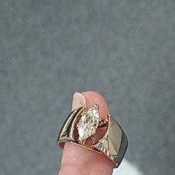 Ladies CZ Ring