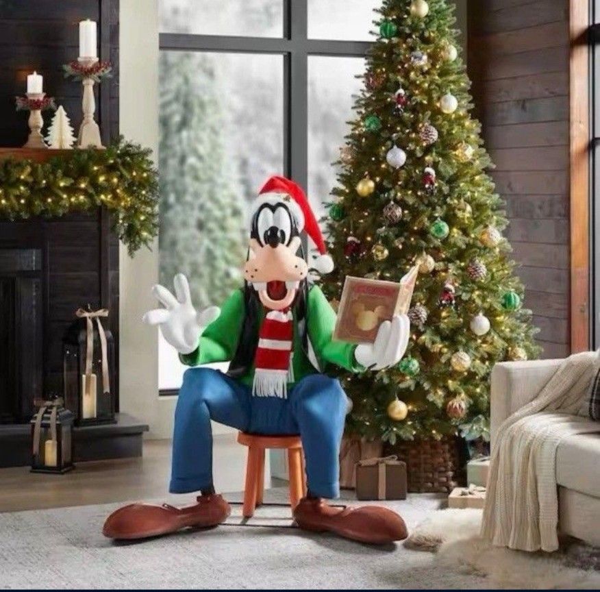 DISNEY 4FT ANIMATED HOLIDAY GOOFY ANIMATRONIC NEW IN BOX