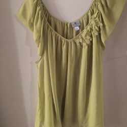 Blouse With Matching Tank...Light Green