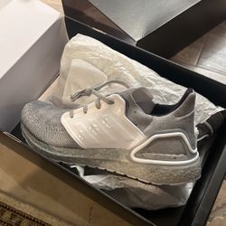 Adidas Ultra Boost James Bond