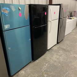 Frigidaire Top Freezer Refrigerator 