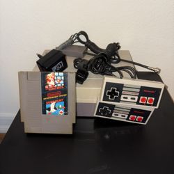 Nintendo (NES) gaming system
