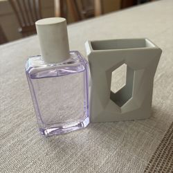 Ariana Grande Perfume 