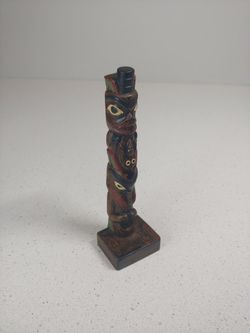 vintage BOMA signed cast Resin Totem Pole, Canada, 5.5" Tall