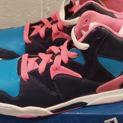 Women's  Shoes  Size 5
