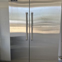 Viking Built-In Side-By-Side Refrigerator 