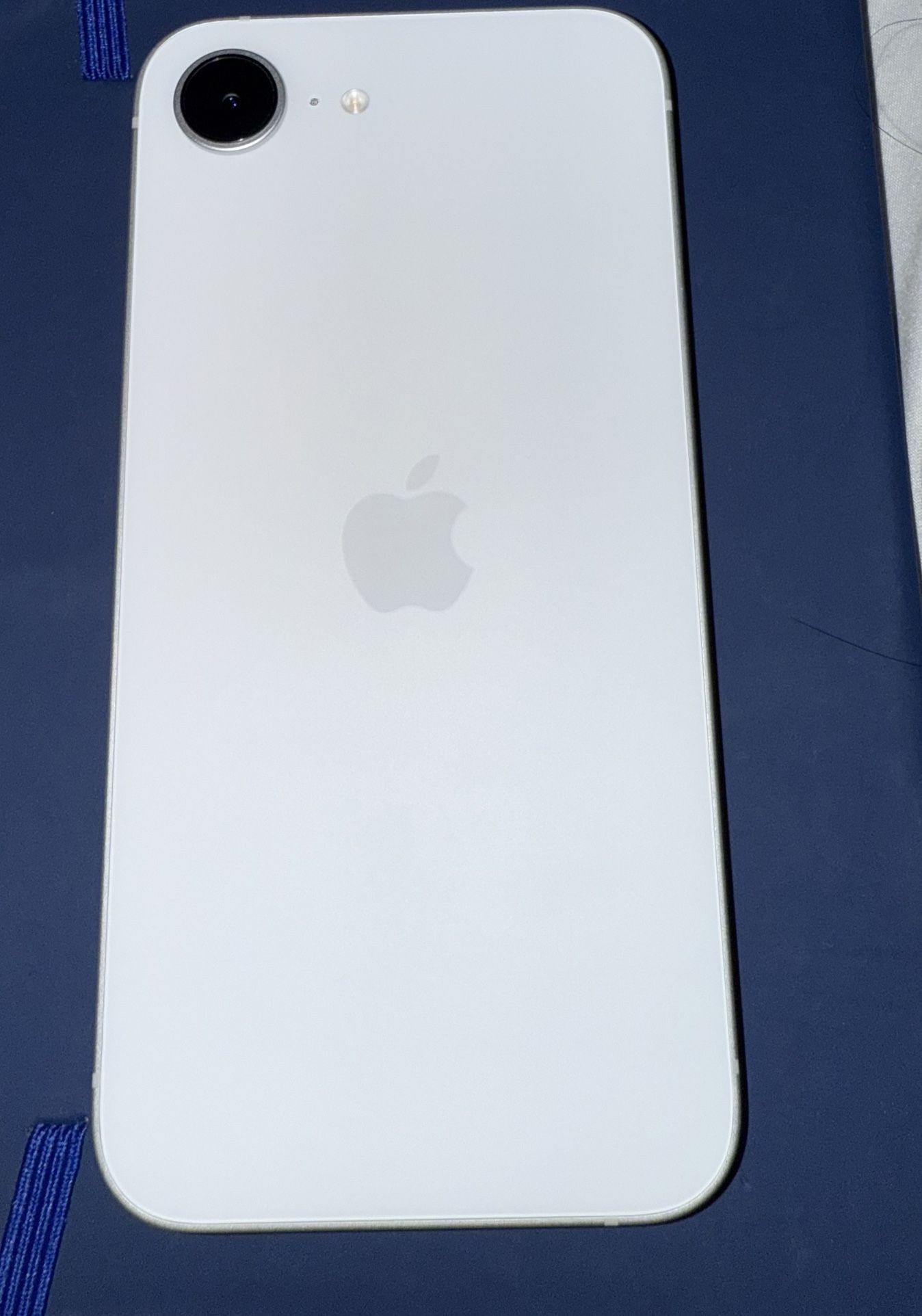 NEW IPHONE 16e