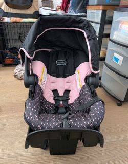 NutureMax Infant Car Seat (Olivia Pink) - New