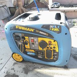 Firman WH3200iE Dual-Fuel Portable Inverter Generator — Santa Ana