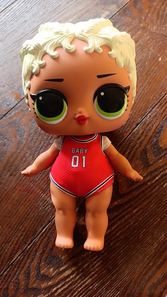 Big LOL Queen Bee  / Mc Swag Dolls 
